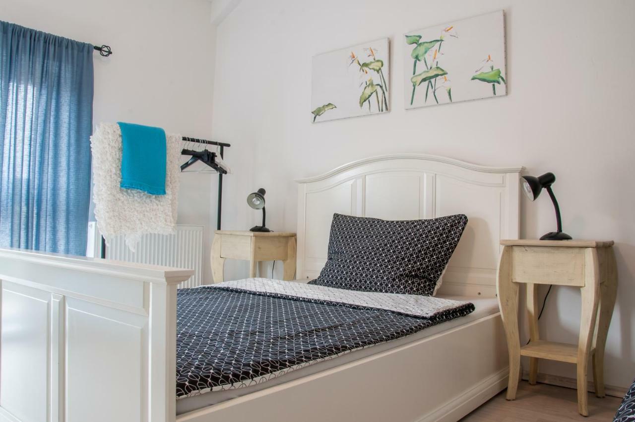 Apartman Zeleznice Apartment ภายนอก รูปภาพ