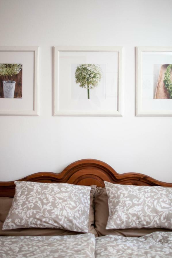 Apartman Zeleznice Apartment ภายนอก รูปภาพ